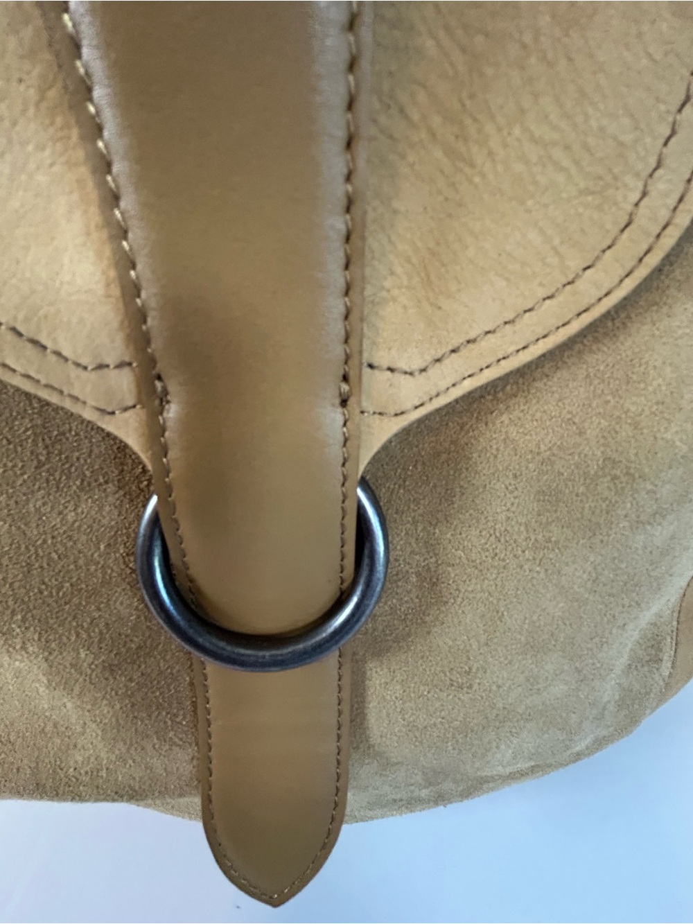 NWOT Gorgeous Lucky Brand Tan Suede Hobo Bag with Ring Accent - Picture 4 of 12